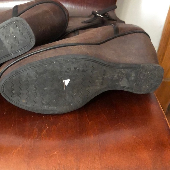 Balenciaga Stylish Brown Wedge Ankle Boots - Picture 5 of 10